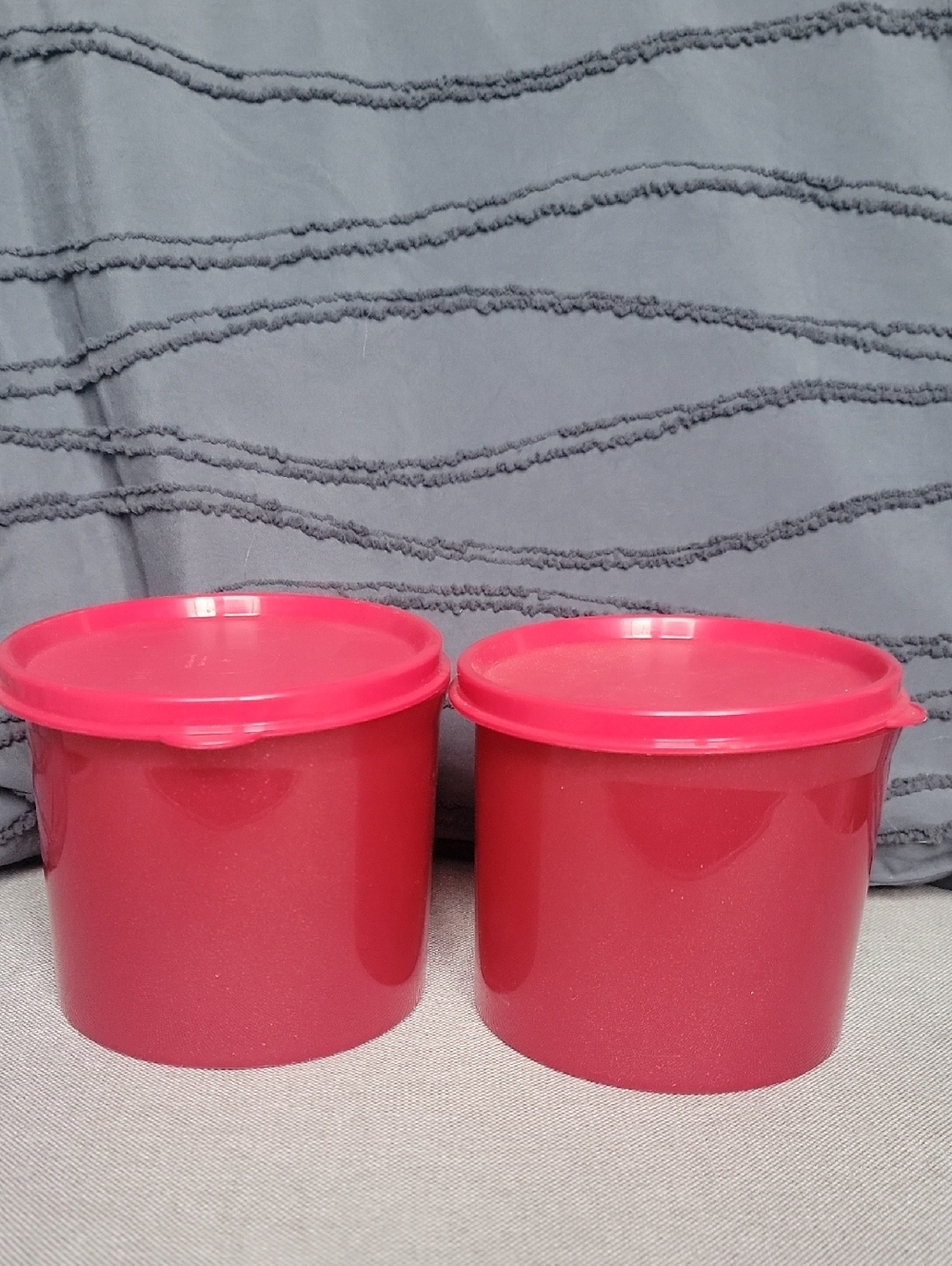 NWOT Tupperware Bowls
